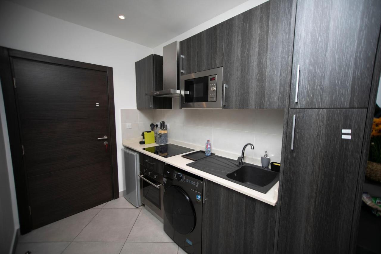 Accra Comfy Studio At Embassy Gardens Cantonments エクステリア 写真